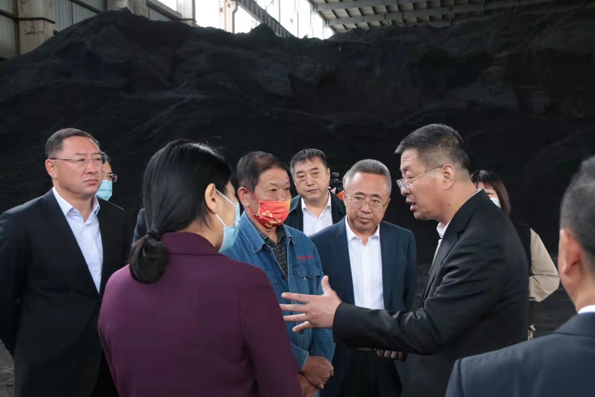 17 王子联市长指导mg不朽情缘供热集团供暖事情 2021.9.30.jpg